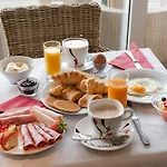 Les Jardins D'ulysse, The Originals Relais Hotel 3*